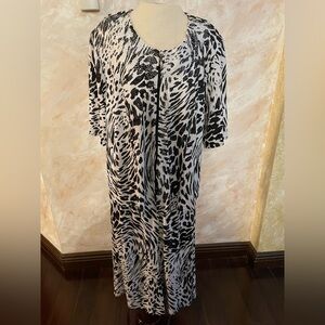 Black and White Animal Print Maxi Blouse and Skirt Set 4XL
